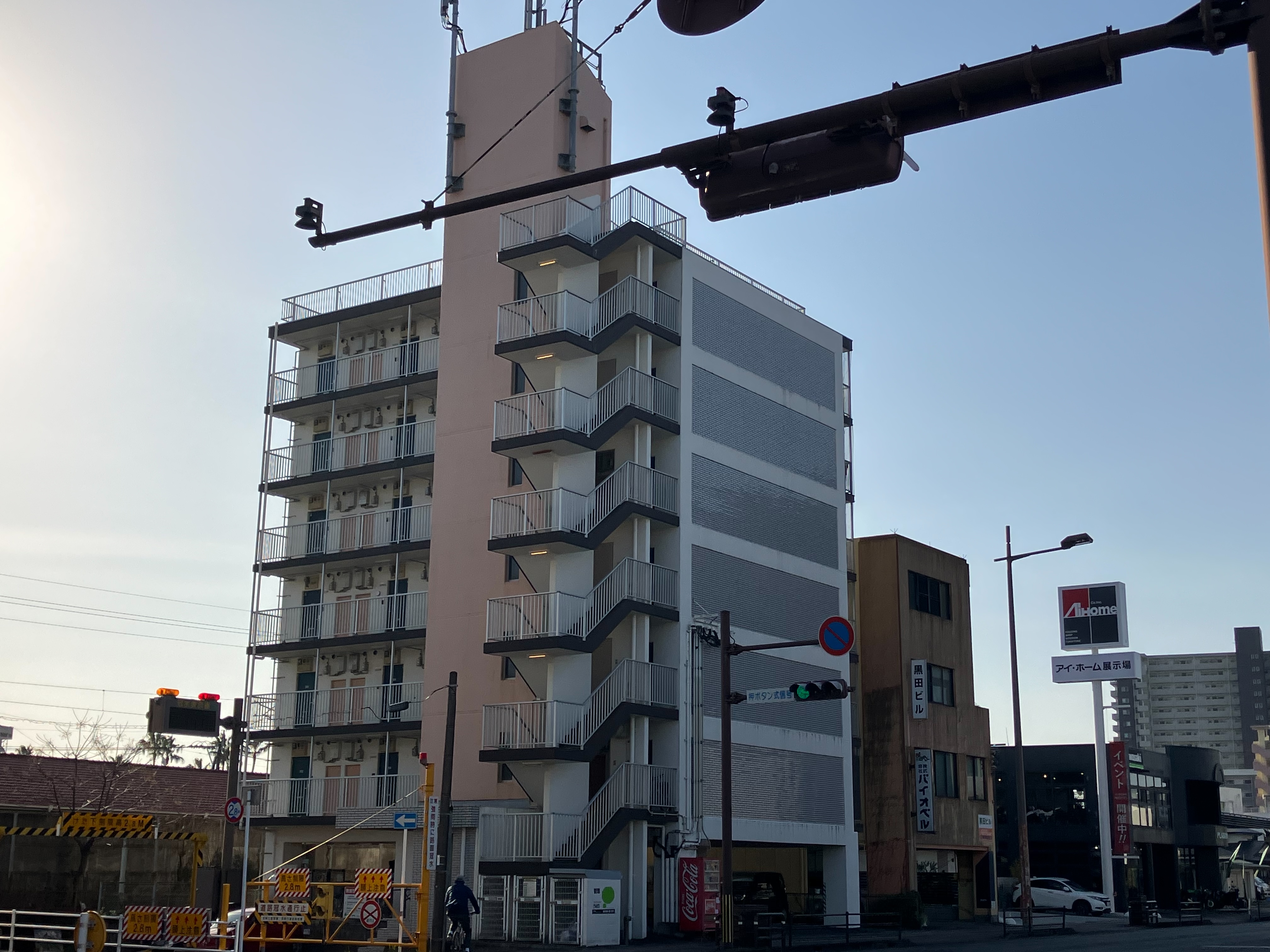 ボンズ・リスタ 神宮ホーム 外観