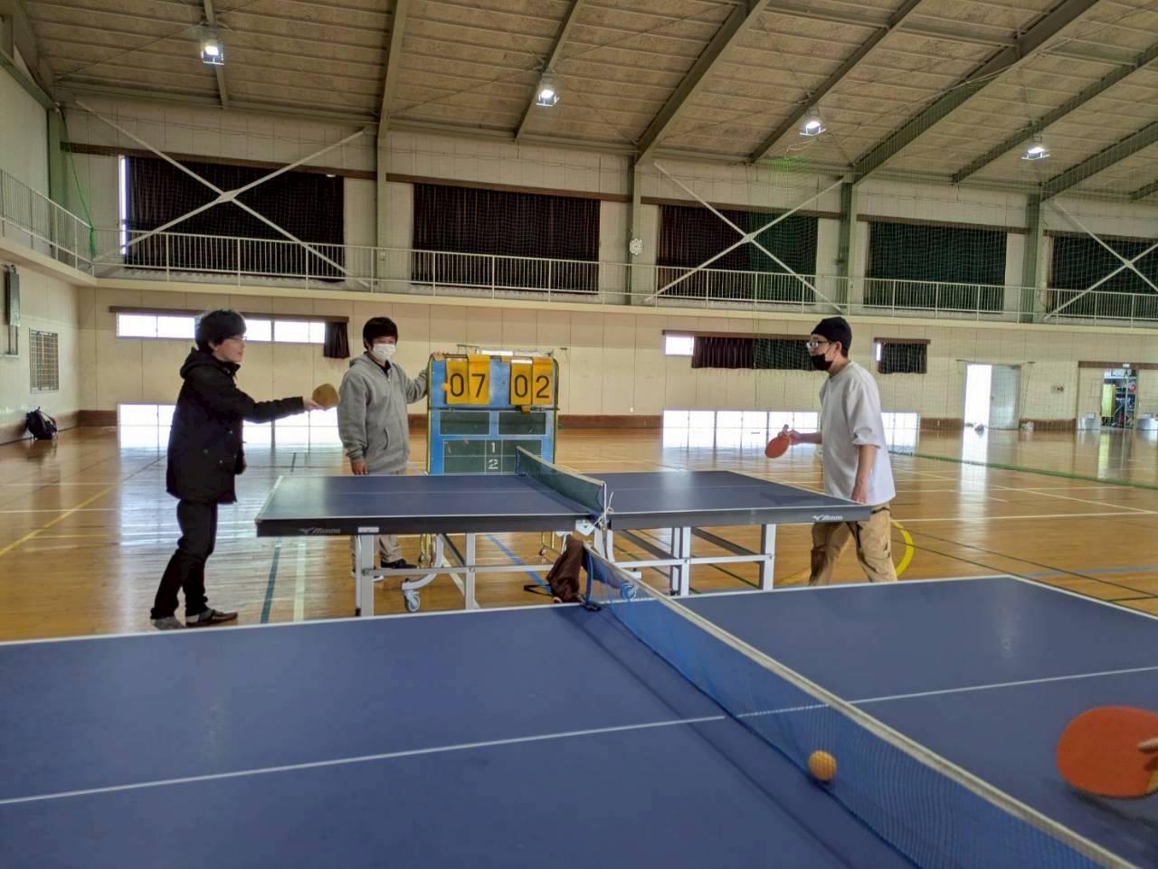 体育館でミニバレー・卓球 2